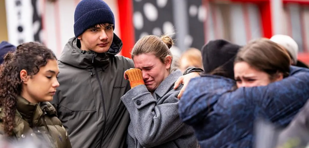 阿尔卑斯山的阴影：瑞士检方就滑雪胜地酒吧致命大火提起刑事诉讼